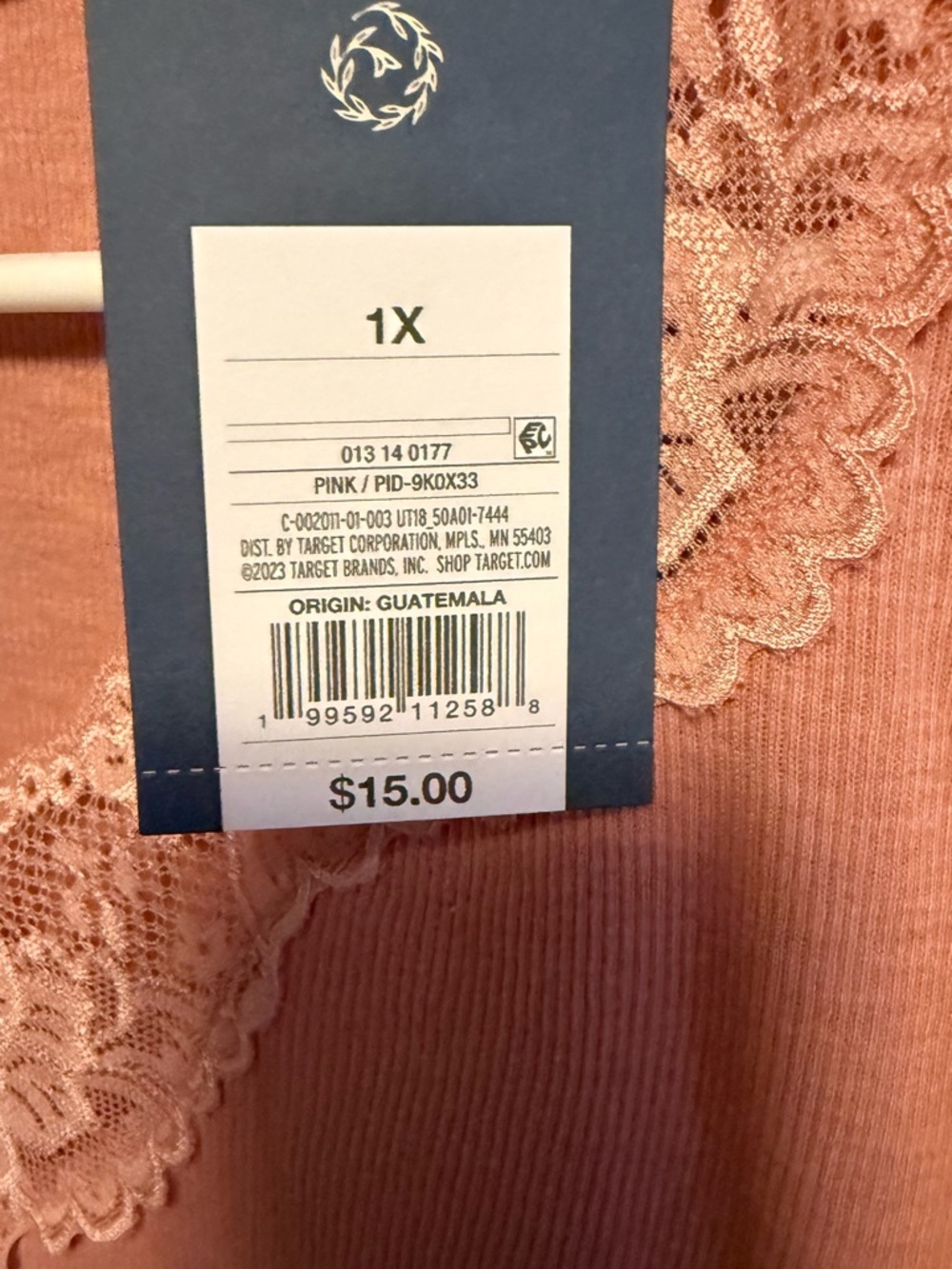 NWT Universal Thread Short Sleeve Lace Trim V-Neck Top - Picture 6 of 11